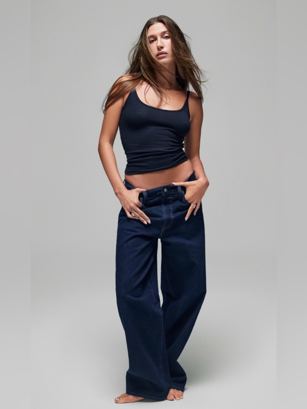 GAP The Hailey Bieber Extra Baggy Jean Midnight Indigo